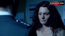 34. Danielle Cormack Strip Search – Wentworth