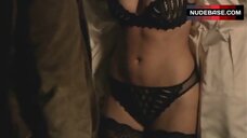 34. Natasha Henstridge Lingerie Scene – Widow On The Hill