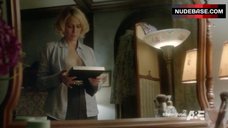 89. Vera Farmiga Cleavage in Bra – Bates Motel