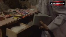 12. Giselda Castrini Exposed Breasts – Avanti!