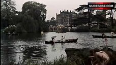 12. Sharon Gurney Nude in Outdoor – Women In Love