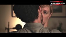 100. Lauren Lee Smith Shows Bra – Cinemanovels