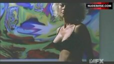 1. Hot Kelly Carlson in Underwear – Nip/Tuck