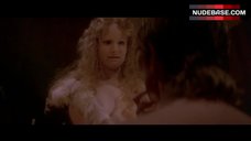 67. Jennifer Jason Leigh Breasts and Pussy – Flesh + Blood