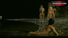 1. Nikola Kastner Nude on Beach – Kussen Verboten, Baggern Erlaubt