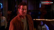 67. Teri Hatcher Pole Dance – Desperate Housewives