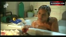 78. Tanja Fornaro Boobs Flash – Aus Heiterem Himmel