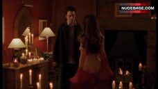 Gaynor Faye Shows Breasts and Ass – Between The Sheets
