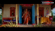 1. Jessica Alba Indian Dance – The Love Guru