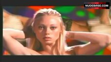 78. Jennifer Lothrop Exposed Boobs – Love Her Madly