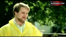 1. Jennifer Ulrich Upskirt – Klassenfahrt - Geknutscht Wird Immer