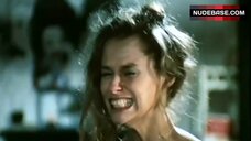 1. Lauren Hutton Tits Scene – Permette? Rocco Papaleo