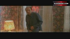 78. Anneke Blok Cleavege in Bra – Zus & Zo