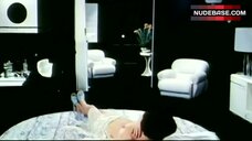 89. Pilar Velazquez Exposed Boobs – Sesso In Testa