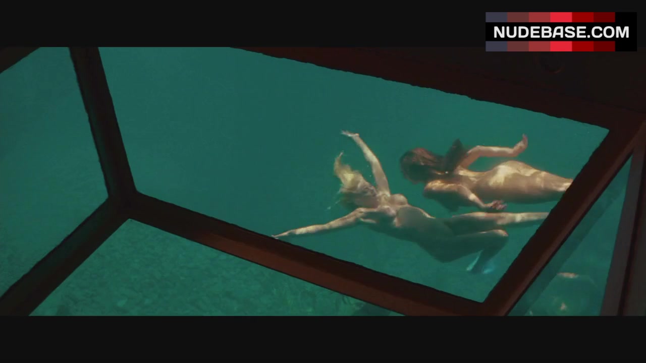 Piranha 3d Nude Scenes