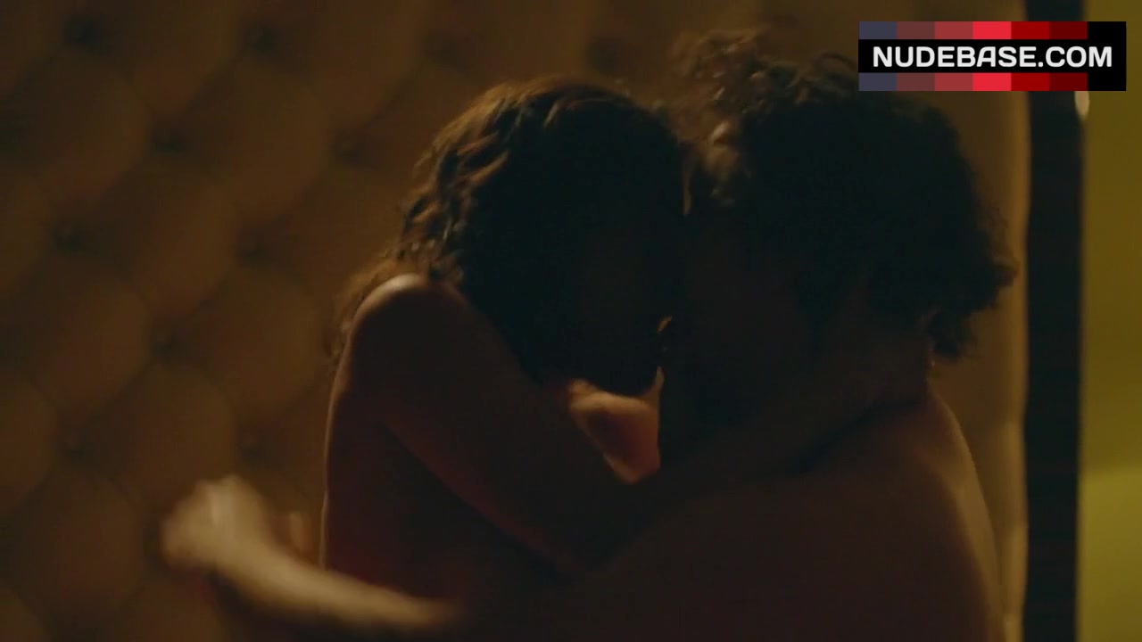 Paulina Gaitan Sex Scene – Narcos (0:18) | NudeBase.com