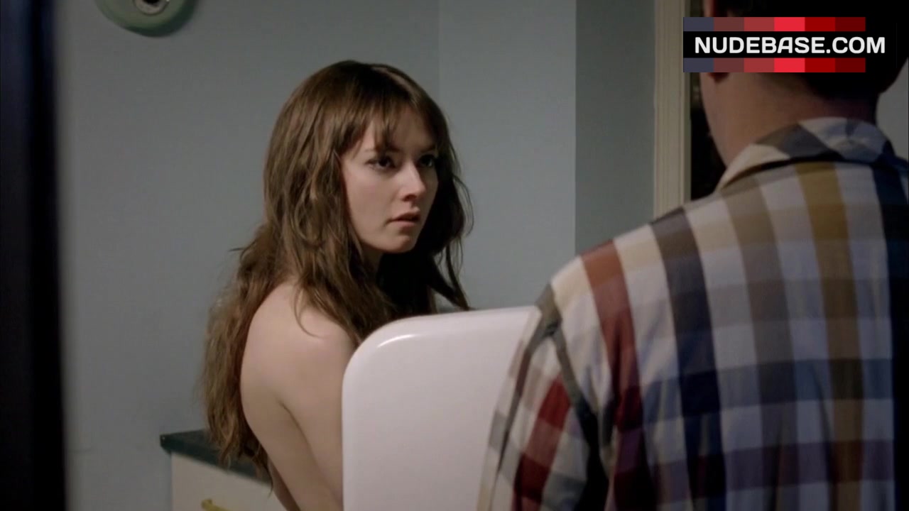 Lydia Wilson Nude in Kitchen – Any Human Heart (0:22) | NudeBase.com