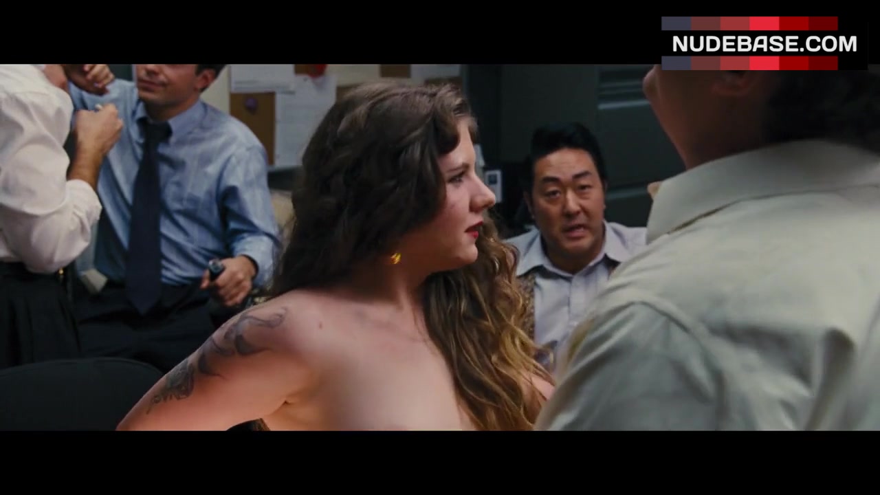 Krista Ashworth Sex Scene – The Wolf Of Wall Street (0:20) | NudeBase.com