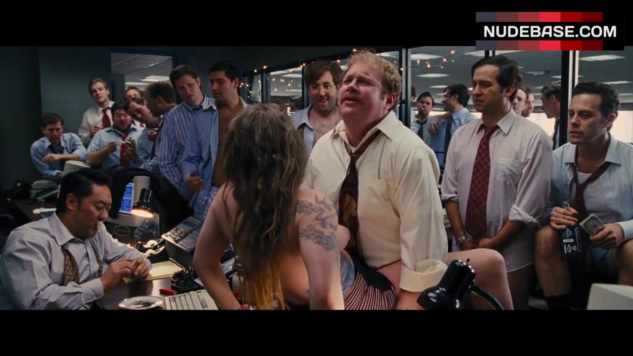 Krista Ashworth Sex Scene – The Wolf Of Wall Street (0:20) | NudeBase.com