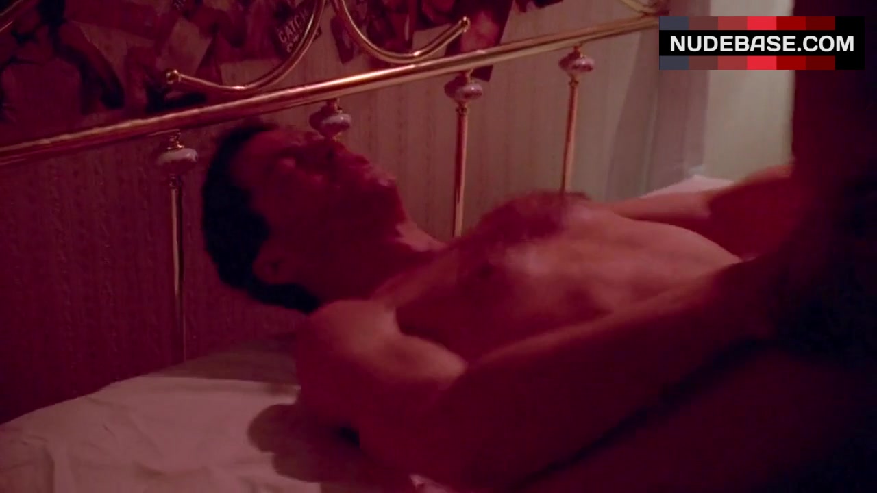 Lisa Bullock Intence Sex – The Wire (0:12) | NudeBase.com