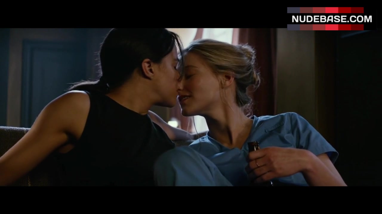 Michelle Rodriguez Lesbians Kissing – The Assignment (1:00) | NudeBase.com