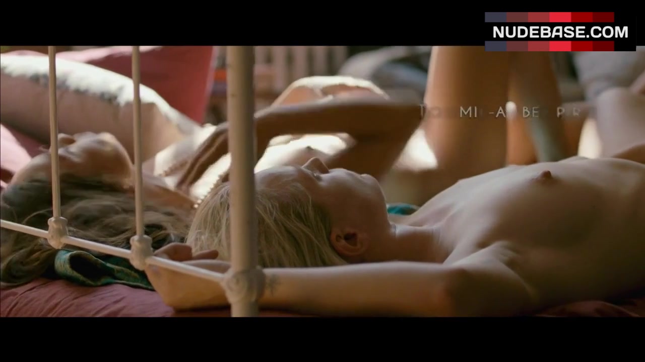 5. Mayko Nguyen Full Naked in Lesbi Scene - Below Her Mouth.