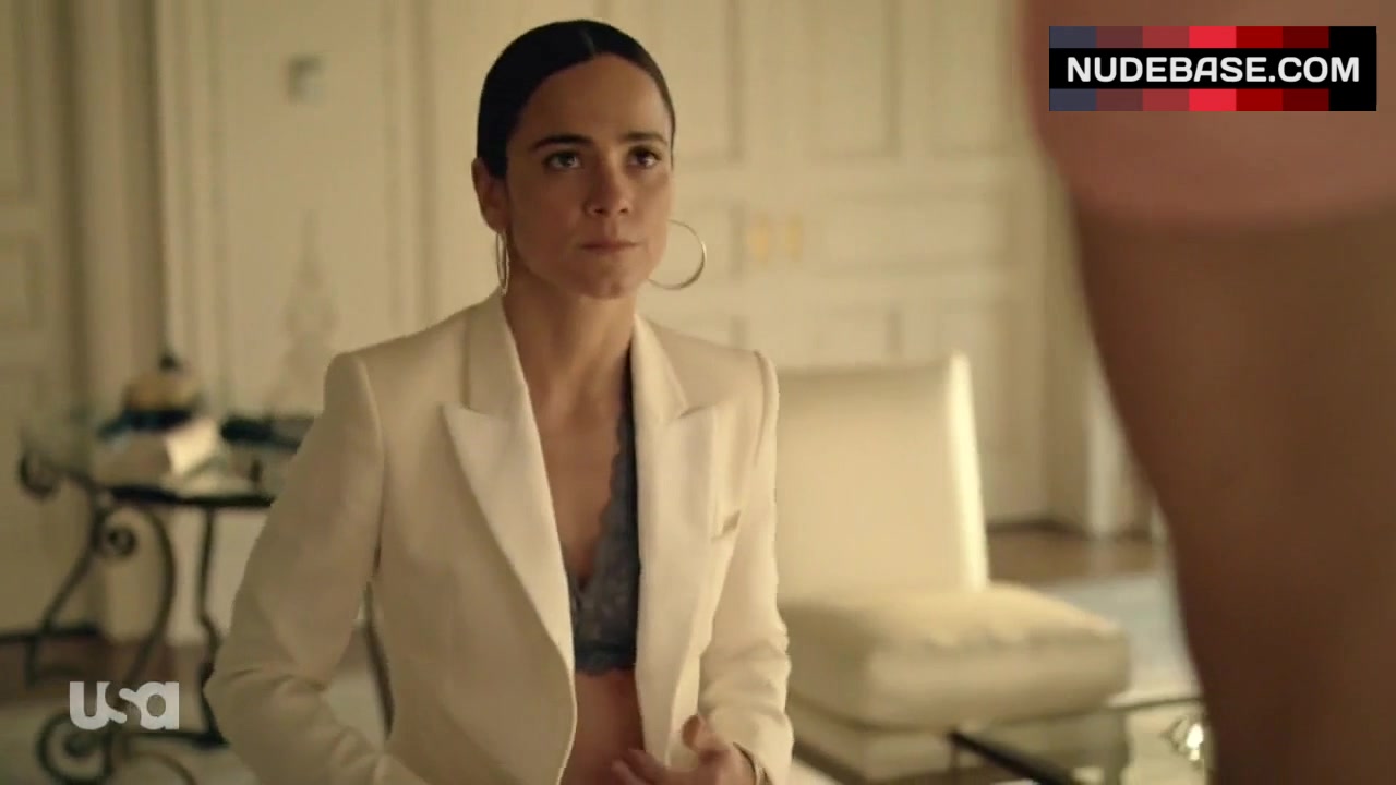 Queen of the South - Nude Scenes. 