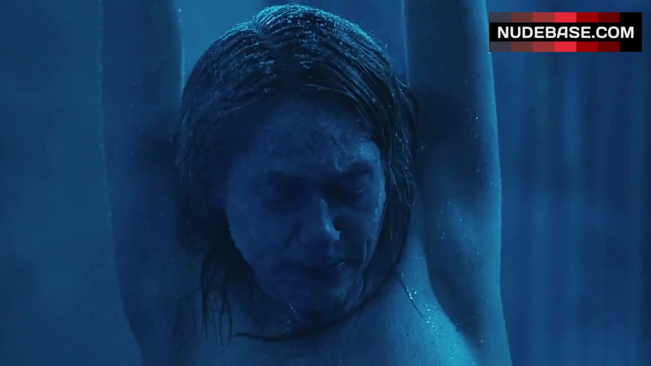 9. Debra Mccabe Full Naked in Freezer - Saw Iii.