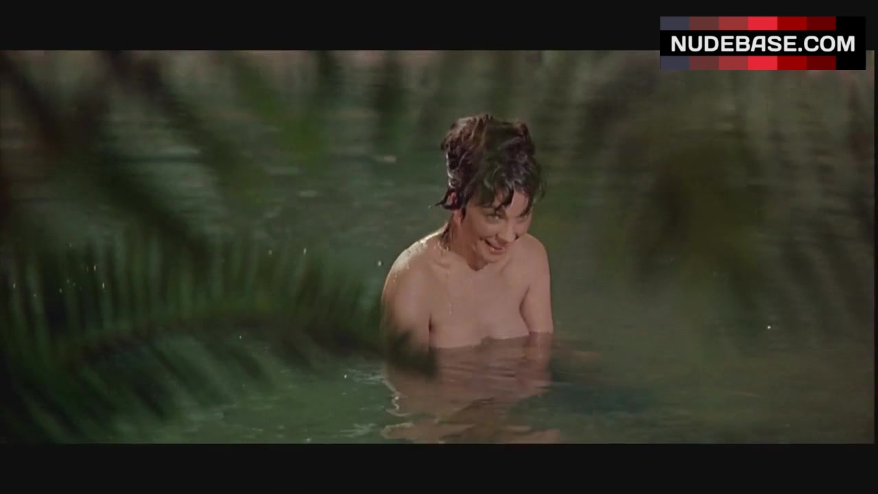 6. Jean Simmons Swimming Nude in Lake - Spartacus.